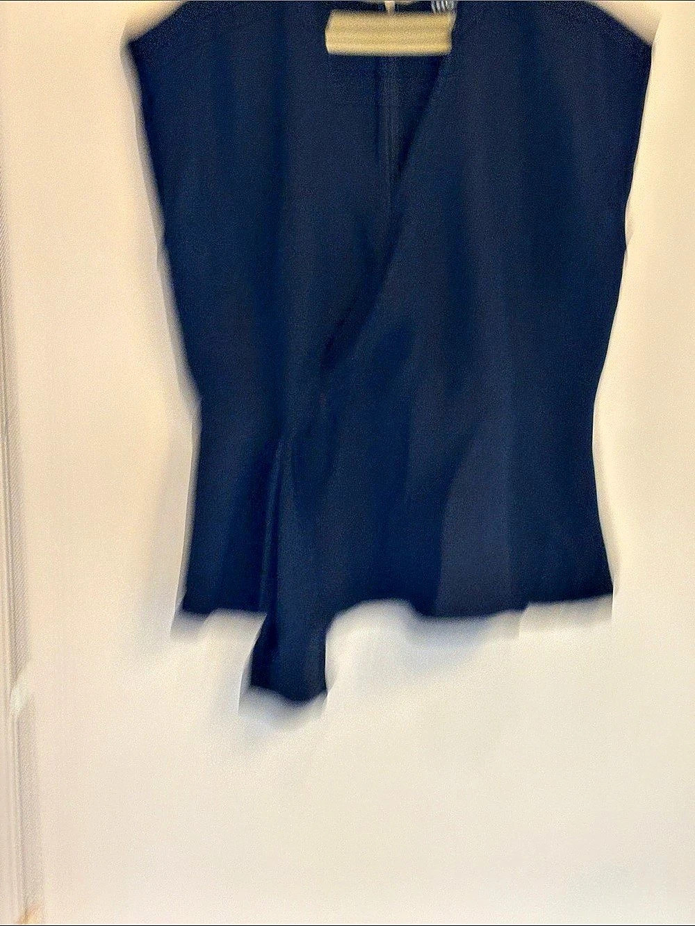 I.N.C. International Concepts Sleeveless Blouse in Black Large Like New